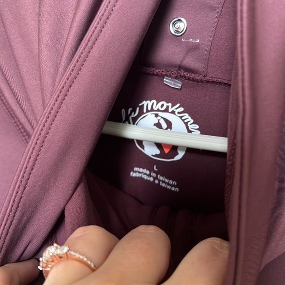 FREE PEOPLE Act Fast Warmth Layer in maroon NWOT sz Large - Picture 7 of 12